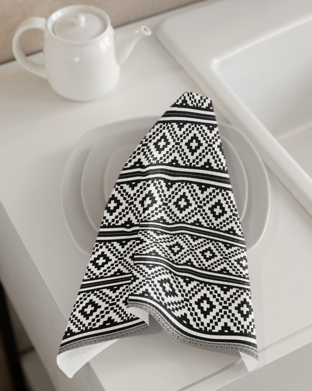 Black & White Diamond Chain
