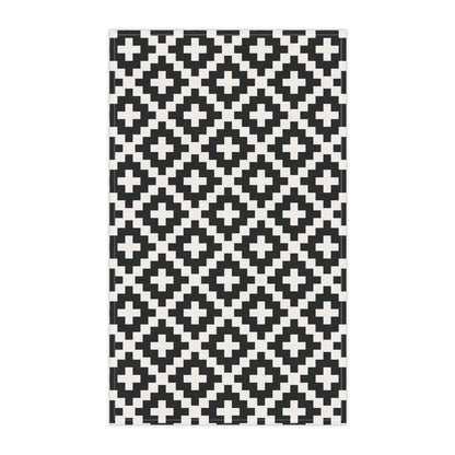 Black and White Lattice Pattern